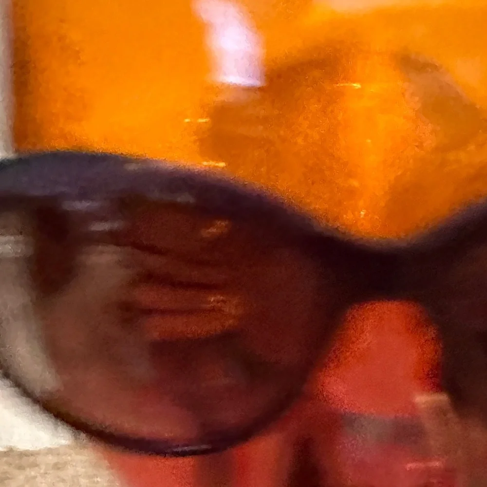 Alexander McQueen Black/Burgundy detail Sunglasses - Picture 2 of 6